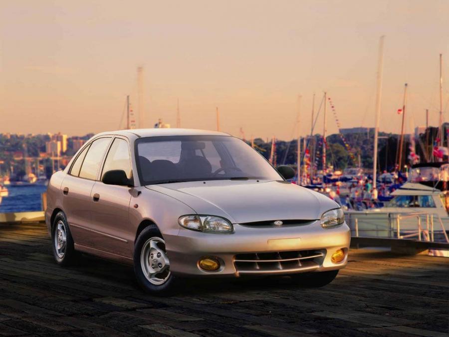  Hyundai Accent Sedan 1996 года  (фото 3 из 4)